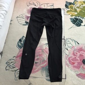 Lulemon Athletica black yoga pants with zippers